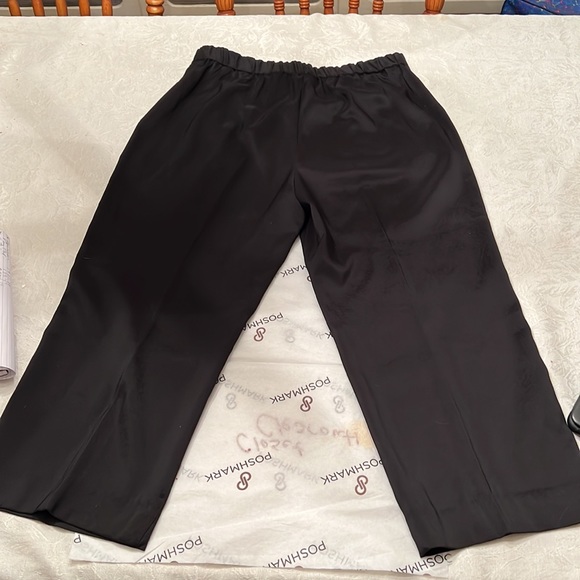 Black Cropped Slacks Sz M - Picture 5 of 5